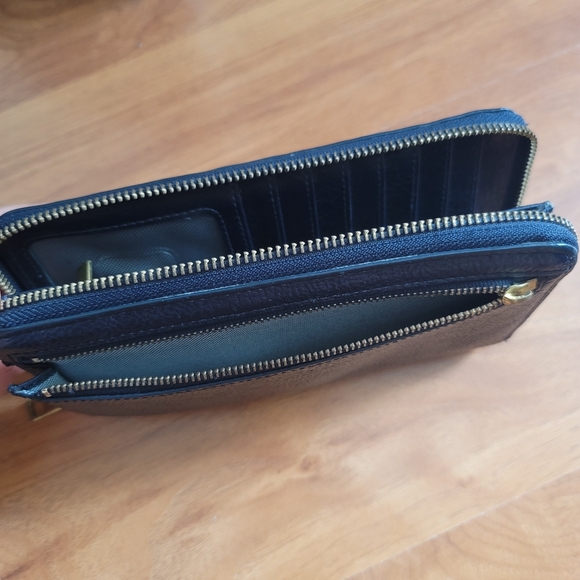 Fossil wallet - Picture 3 of 4